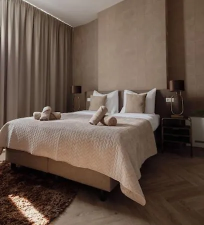 High End 1br Center Apart-hotel 3*